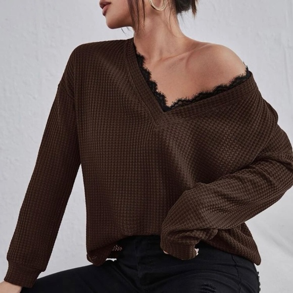 Eyelash Lace Trim Waffle Knit Top size small - Picture 2 of 4